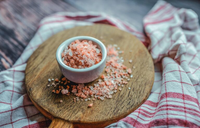Reduce ataques cardíacos y accidentes cerebrovasculares: Los beneficios del sustituto dietético de la sal