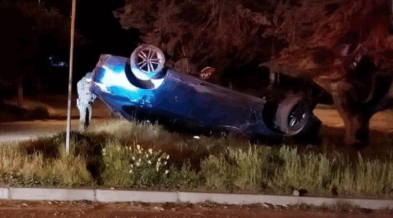 Conductor volcó su auto y se dio a la fuga tras accidente en la Ruta 5 Norte
