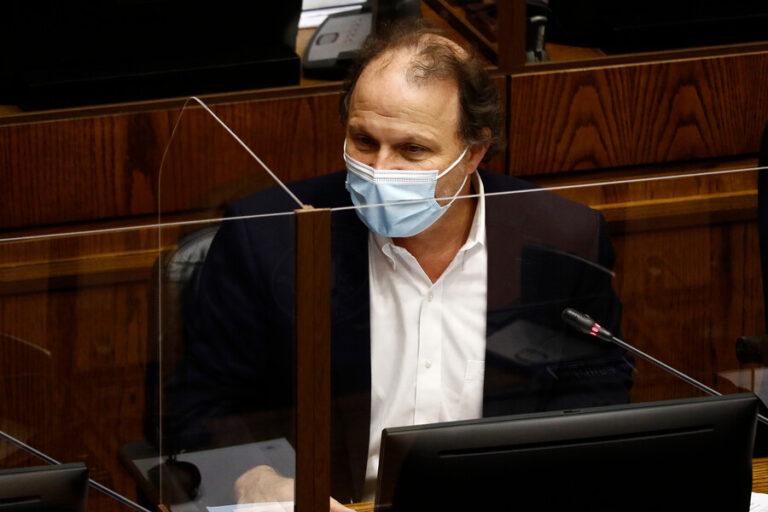 Senador De Urresti y TPP11: 