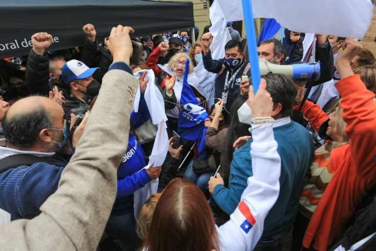 Plebiscito de entrada y voto obligatorio: PDG asume postura tras resultados de voto online