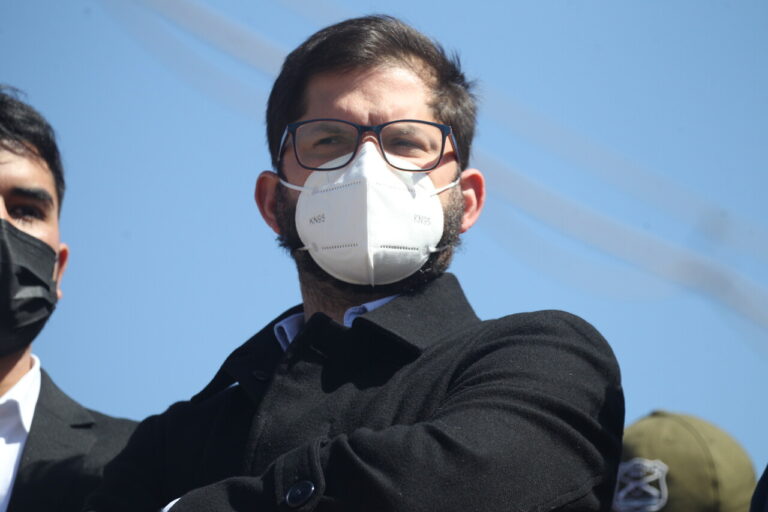 Presidente Boric convocó a todos los partidos políticos para discutir cómo seguirá el proceso constituyente