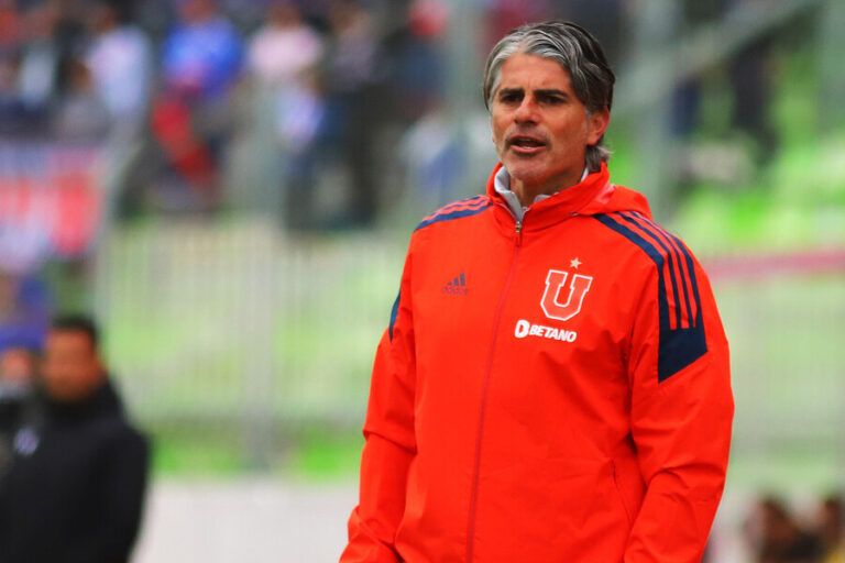 Diego López no va más en la U: Azul Azul despidió al uruguayo tras deslucido empate ante Coquimbo Unido