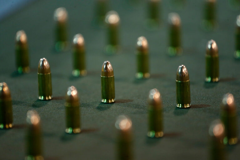 Policía halla cerca de 100 balas en domicilio del responsable de atentado contra Cristina Fernández