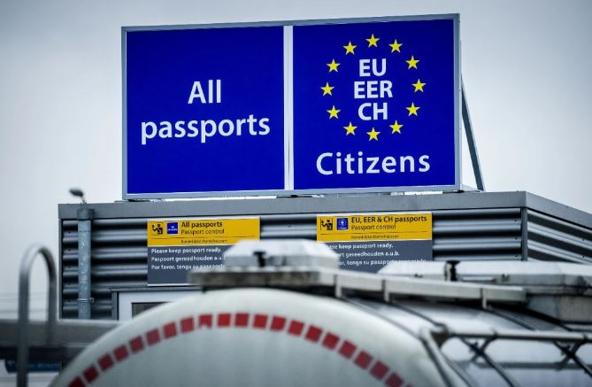 Alemania dice que está abierta a aceptar a los rusos que quieran huir de su país