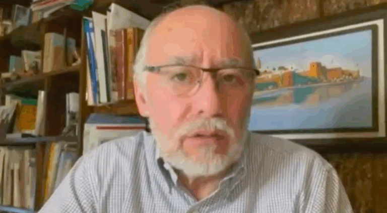 Senador Flores y anuncio de alzas en planes de isapres: 