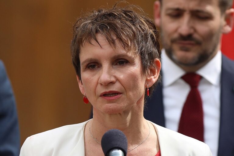 Juicio de cuentas en Contraloría y “responsabilidad política” en caso SQM: Los temas que podrían complicar a Tohá