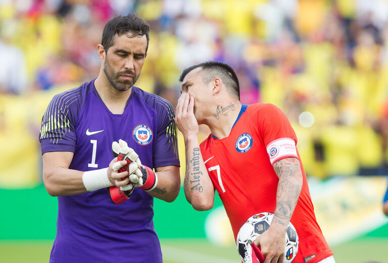 Gary Medel por ausencia de Claudio Bravo en la nómina de la Roja: “Es raro que no esté”