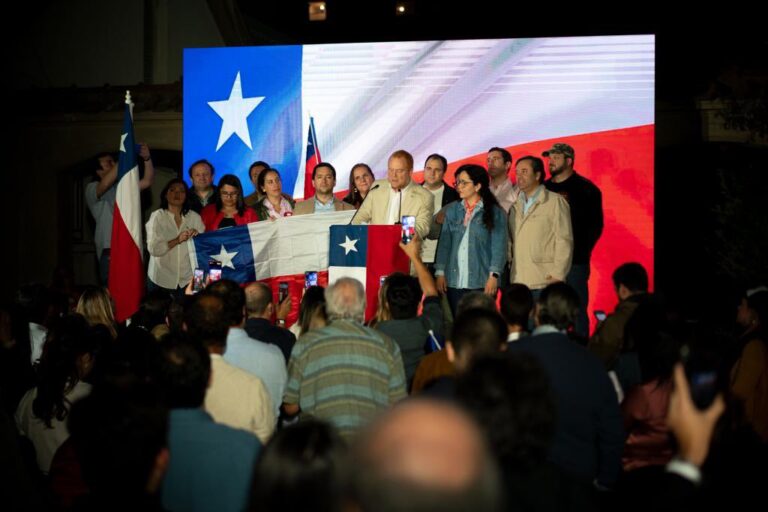 Rojo Edwards en celebración del Rechazo: 