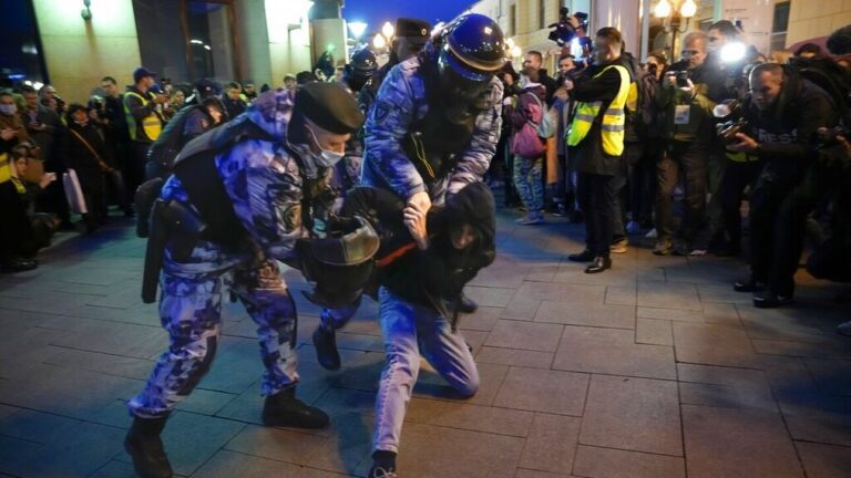 Países bálticos no darían asilo a quienes busquen dejar Rusia y se rehúsen al servicio militar obligatorio