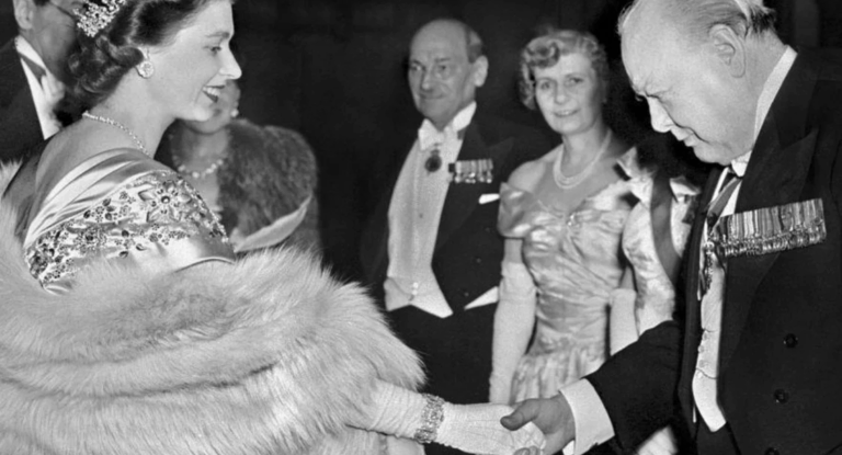 Las distintas relaciones que Isabel II forjó con 15 primeros ministros en 70 años