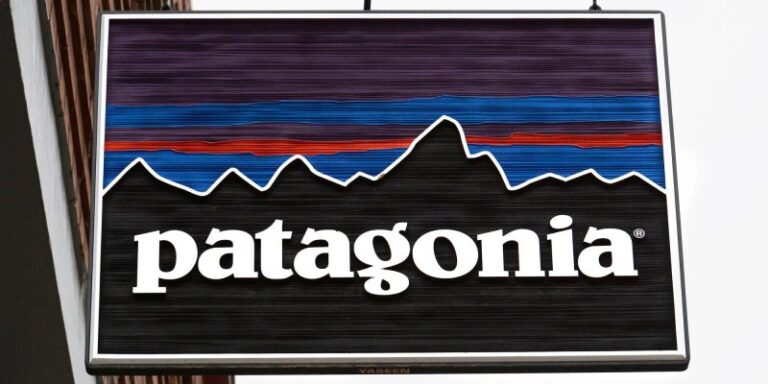 Fundador de Patagonia dona su empresa a ONGs que combaten la crisis climática