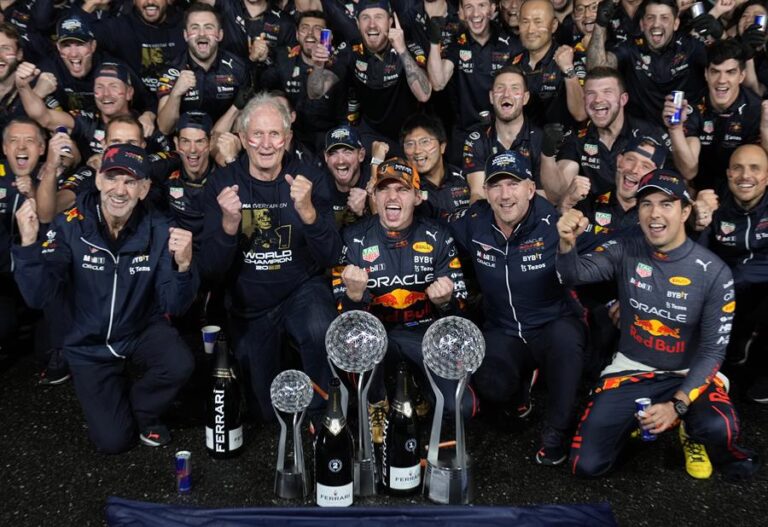Fórmula 1: Max Verstappen selló su segundo campeonato mundial tras ganar una lluviosa carrera en Japón