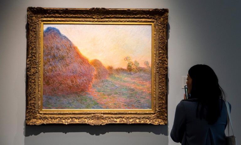 Activistas lanzaron puré de papas contra un cuadro de Claude Monet en Berlín