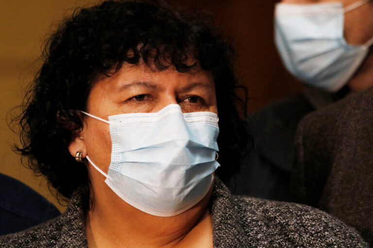 Rechazan destitución de la presidenta de la Comisión de DD.HH, Lorena Pizarro