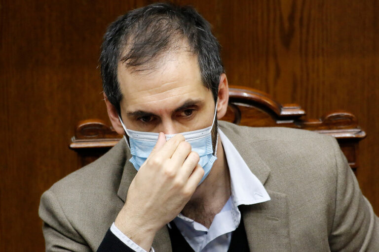 Ministro Grau por antiguos tuits contra Carabineros: 