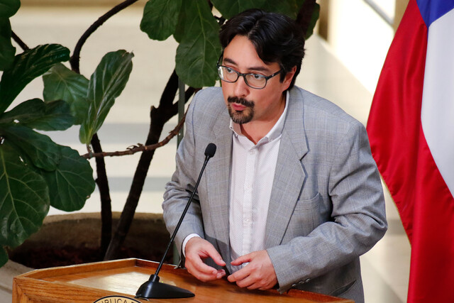 Latorre a Socialismo Democrático: 