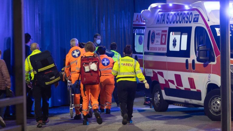Apuñalamiento múltiple en Italia dejó un muerto y cuatro heridos, incluido un futbolista del Arsenal