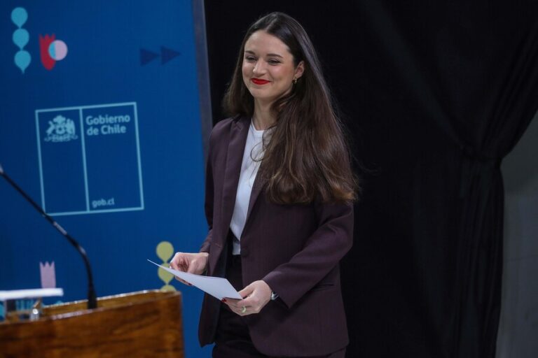 Contraloría dice que nombre de “Gabinete Irina Karamanos” fue “injustificado”