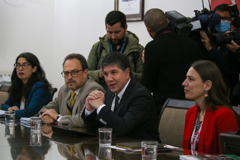 Alcaldes se reunieron con el Gobierno y presentaron medidas para abordar la crisis de seguridad