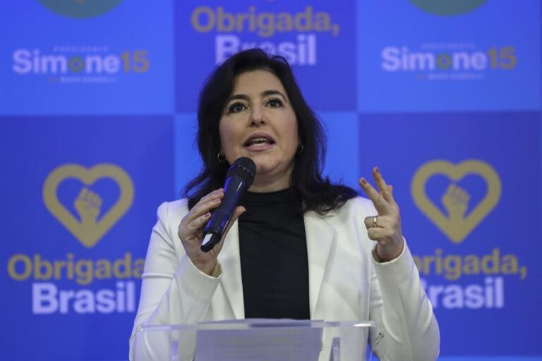 Brasil: Simone Tebet, tercera mayoría en las presidenciales, anuncia su apoyo a Lula