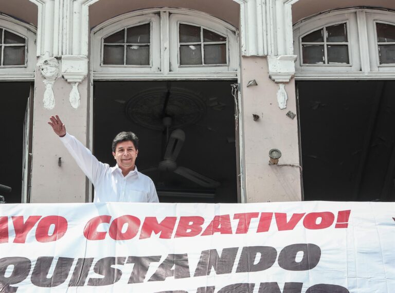 El presidente peruano Pedro Castillo se reunirá con el presidente Gabriel Boric