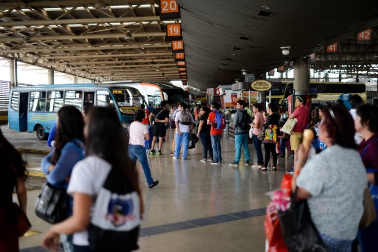 Padre Hurtado implementa recorridos de retorno por paro de buses interurbanos: Revisa los horarios