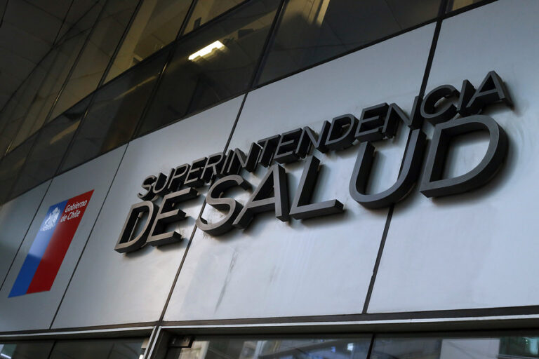 Superintendencia de Salud extendió plazo para reclamar por alza de la prima GES de las Isapres