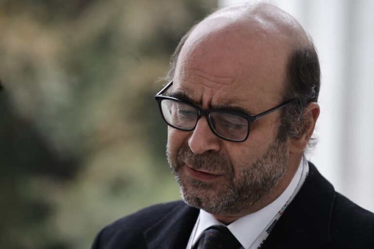 Atria y proceso constituyente: 