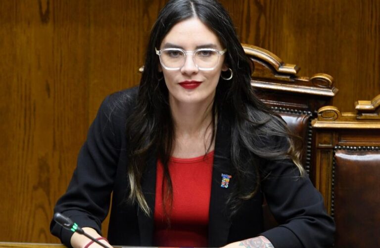 Ministra Vallejo: 