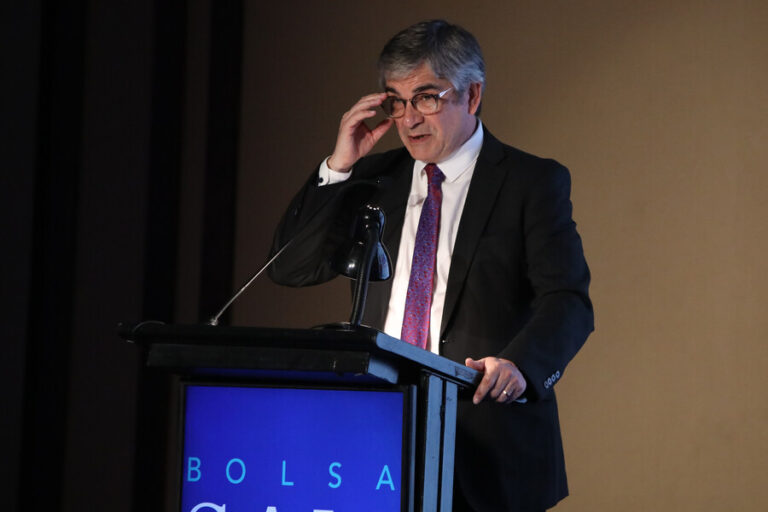 Ministro Marcel lamentó 
