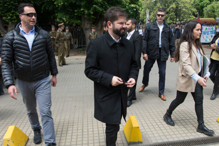 Presidente Boric despeja dudas en su visita a La Araucanía: 