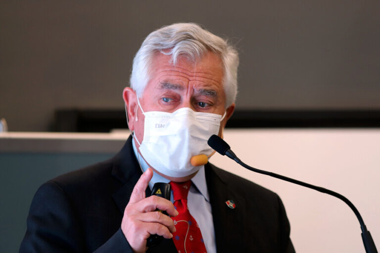 Ex ministro Paris advierte: “Los virus respiratorios no coronavirus han tenido un aumento gigantesco”