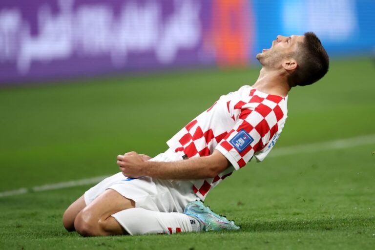 Inolvidable doblete de Kramarić: Los croatas golean 4-1 a Canadá y se posicionan como líderes definitivos del Grupo F