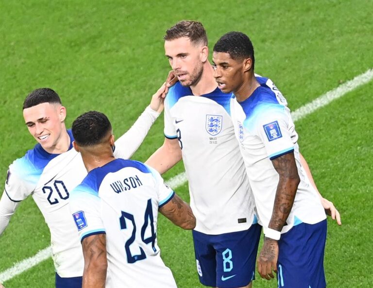 Inglaterra goleó a Gales y se metió en octavos de final: Enfrentará a Senegal el domingo