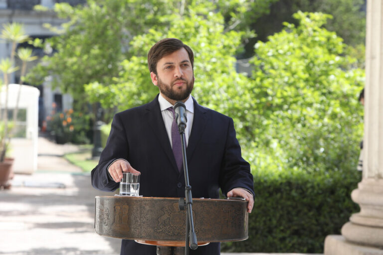 Raúl Soto: 