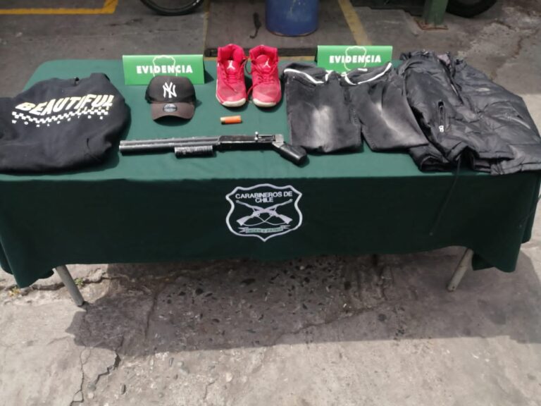 Carabineros detuvo a sujeto que disparó frente a un jardín infantil en La Reina