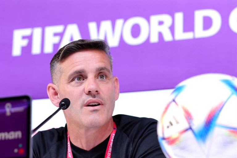 La cuestionada frase del DT de Canadá tras perder contra Bélgica en su debut en el Mundial