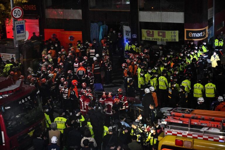 Tragedia de Halloween en Corea del Sur: Encuentran muerto a policía investigado por posible destrucción de pruebas