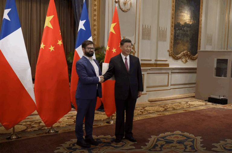 Xi Jinping invitó al presidente Boric a una visita de Estado en 2023 a Beijing
