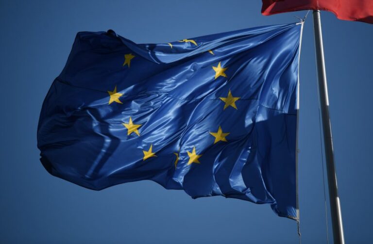 Acusaciones de soborno tensan las relaciones entre la Unión Europea y Qatar