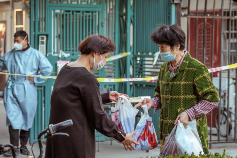 China: Autoridades confirman un millón de casos diarios de COVID-19 en provincia del país