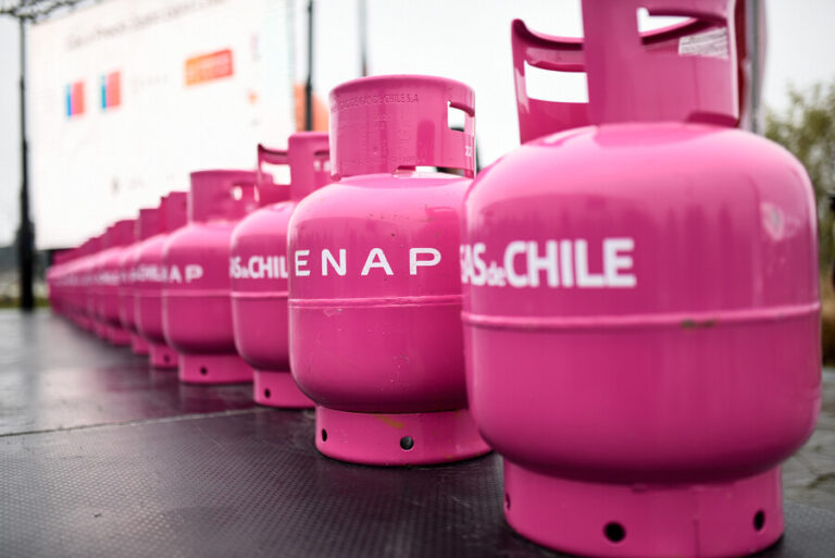 Gas de Chile: Enap entrará al mercado mayorista y competirá con Lipigas, Abastible y Gasco