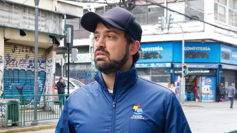 Sharp: Si se quiere avanzar en construir mayorías en Chile, hay que 