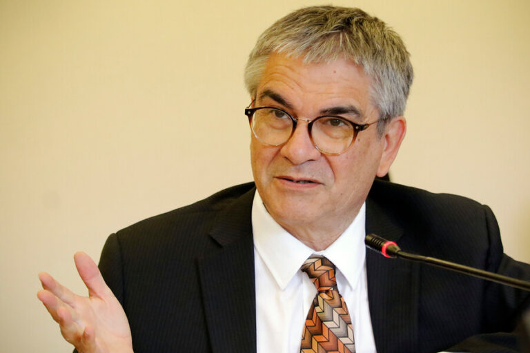 Ministro Marcel asegura que la recesión 