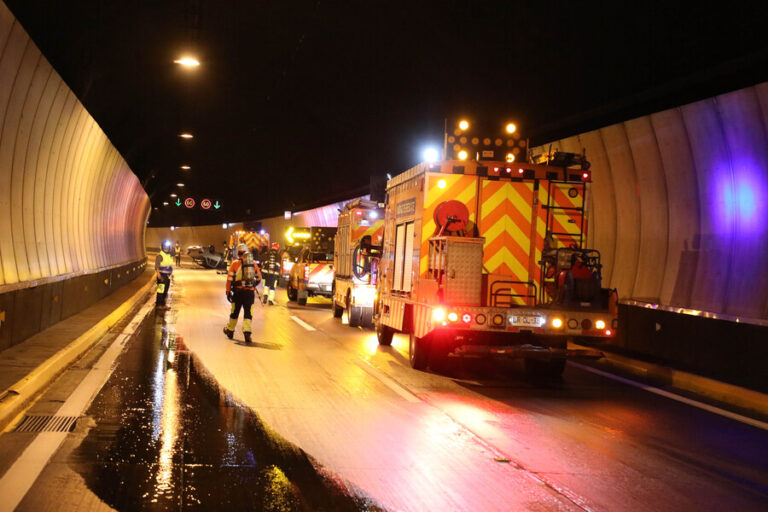 Recrean accidente en Túnel San Cristóbal: Se simuló un choque e incendio de un auto