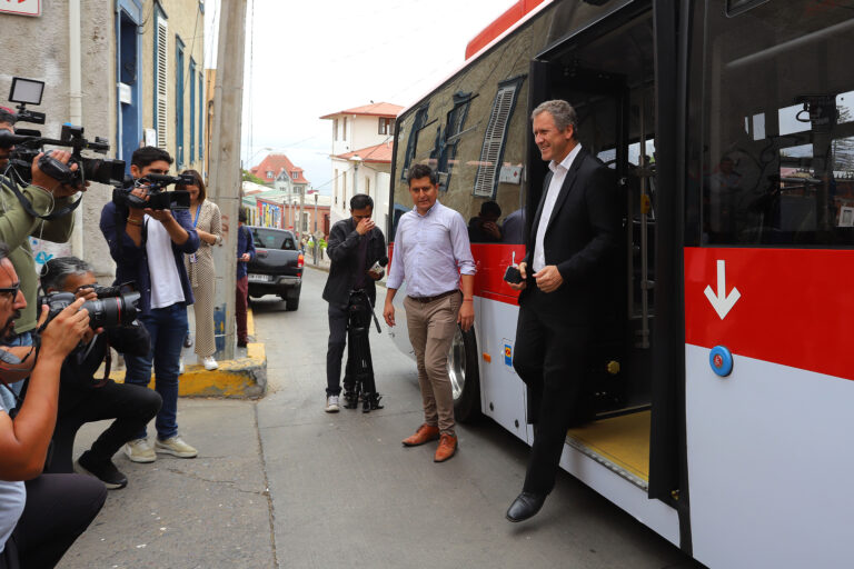 Nuevos buses y pago electrónico: Gran Valparaíso modernizará transporte público adecuandolo al estándar 