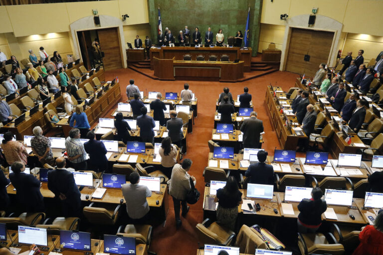 Los nombres propuestos para la Comisión de Expertos desde Socialismo Democrático y Apruebo Dignidad