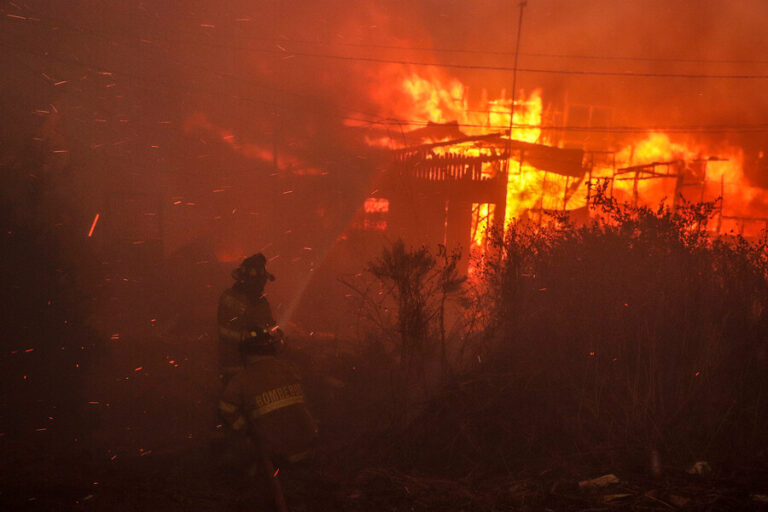 Incendio en Viña del Mar: Cronología de la tragedia que dejó cientos de damnificados a horas de la Navidad