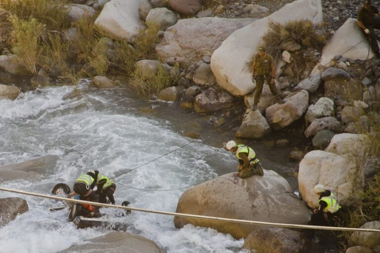 Encuentran cuerpo de joven que desapareció en un río de la Región del Maule