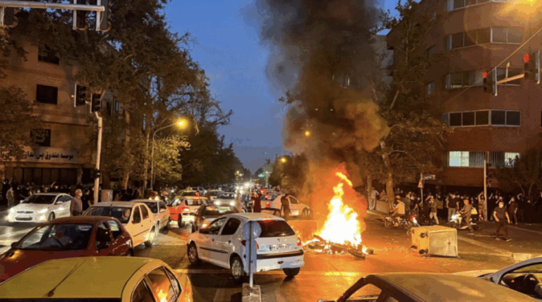 Segunda ejecución pública en Irán contra manifestante acusado de 